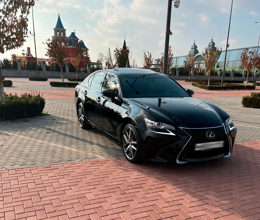 Аренда Lexus GS